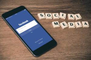 social-media, social-networks, facebook, instagram, TikTok, Snapchat